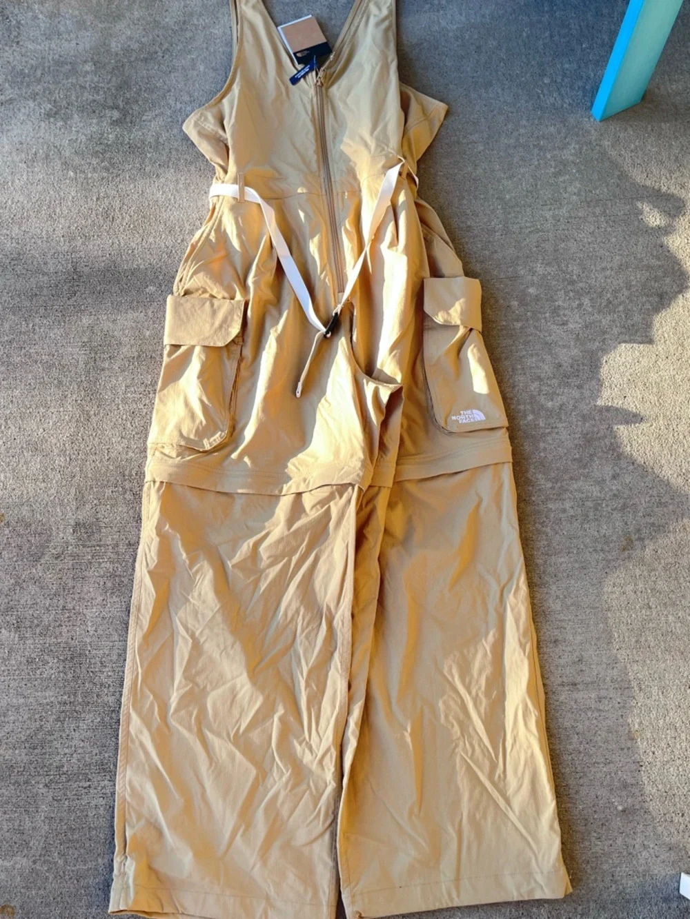 The North Face women’s classic V pathfinder one piece jumpsuit onesie stone NWT - Picture 5 of 7